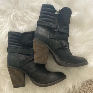Black Steve Madden booties - gently used